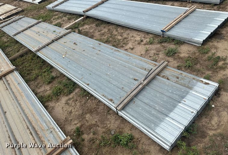 image for item NM9528 (100) sheets of metal siding/roofing