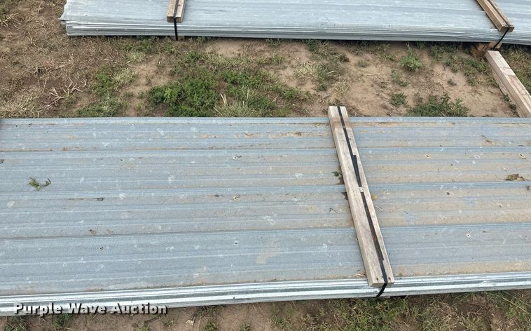 image for item NM9528 (100) sheets of metal siding/roofing