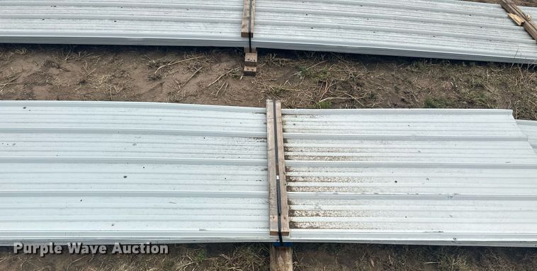 image for item NM9536 (136) sheets of metal siding/roofing