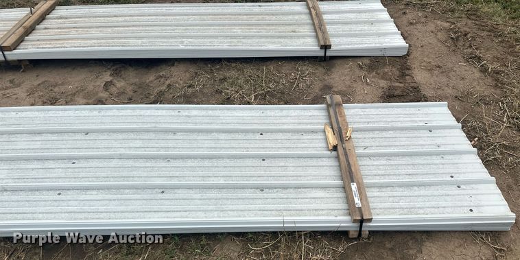 image for item NM9536 (136) sheets of metal siding/roofing