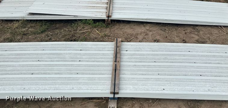 image for item NM9536 (136) sheets of metal siding/roofing