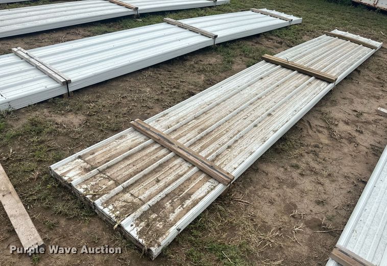 image for item NM9536 (136) sheets of metal siding/roofing