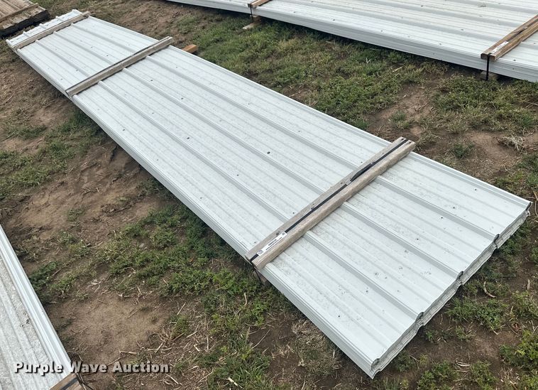 image for item NM9539 (150) sheets of metal siding/roofing