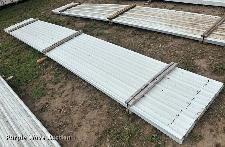 image for item NM9539 (150) sheets of metal siding/roofing