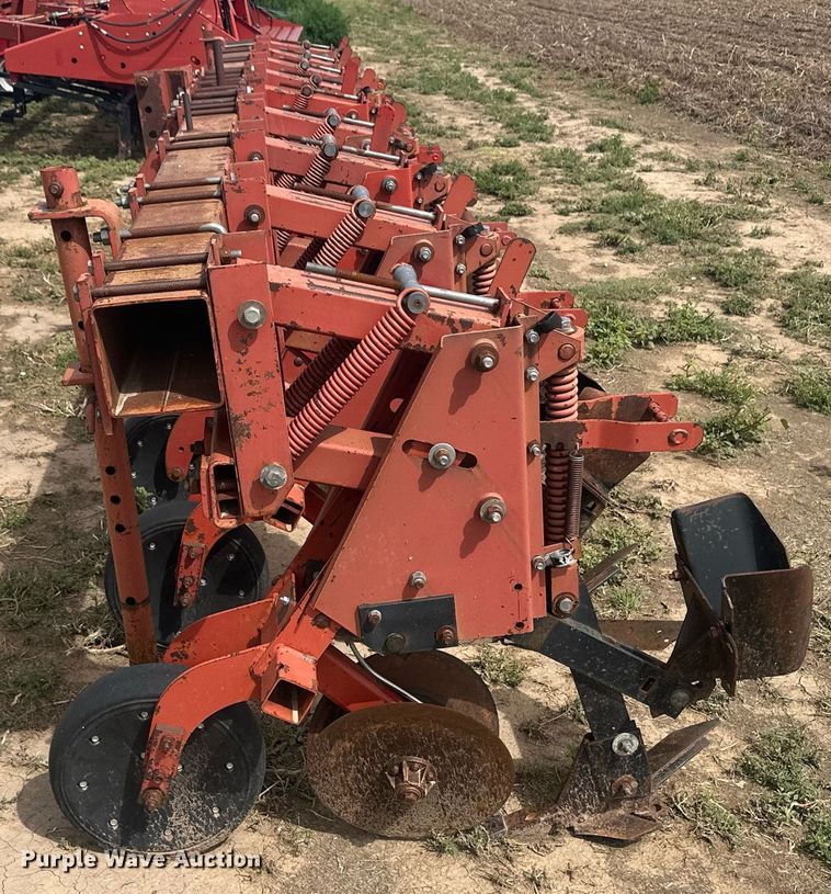 image for item NM9544 Krause 4706  row crop cultivator