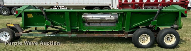 image for item NP9411 John Deere 853A  all-crop head