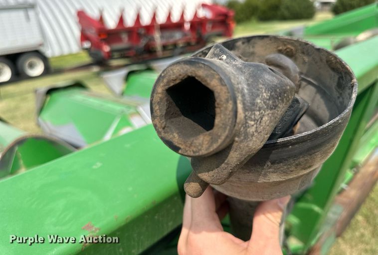 image for item NP9411 John Deere 853A  all-crop head