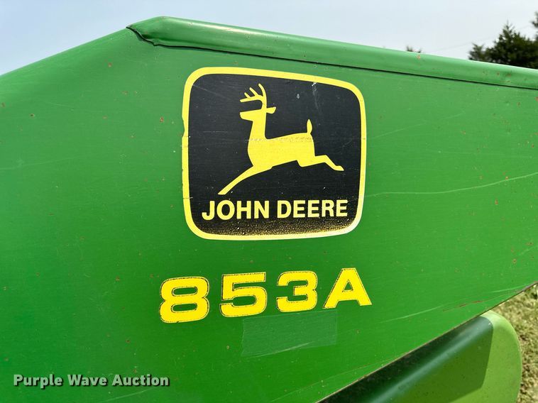image for item NP9411 John Deere 853A  all-crop head