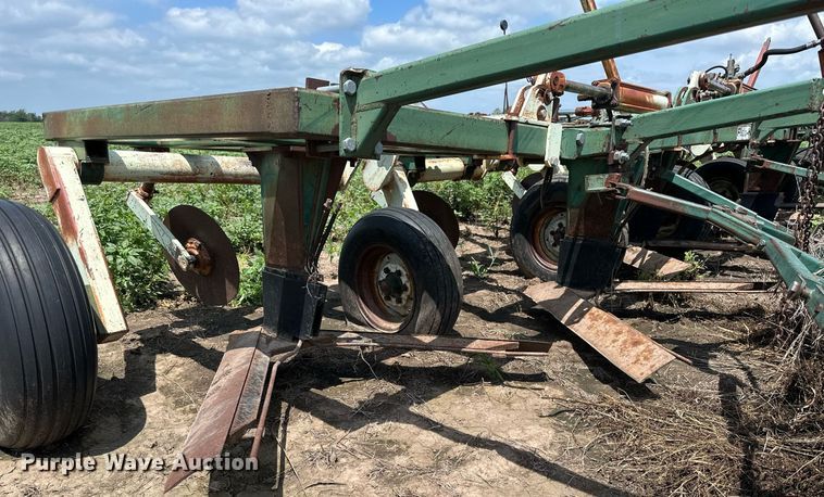 image for item NP9865 Flex King KM33  sweep plow