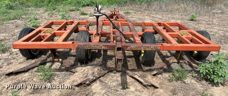 image for item NP9872 Sunflower  sweep plow