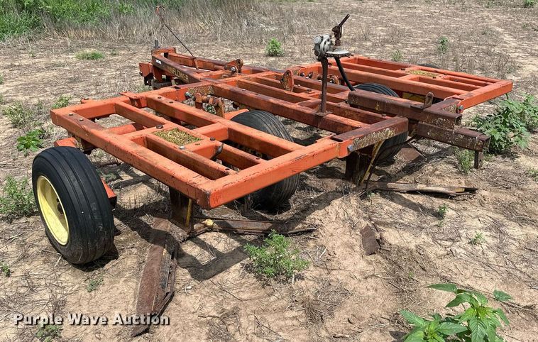 image for item NP9872 Sunflower  sweep plow