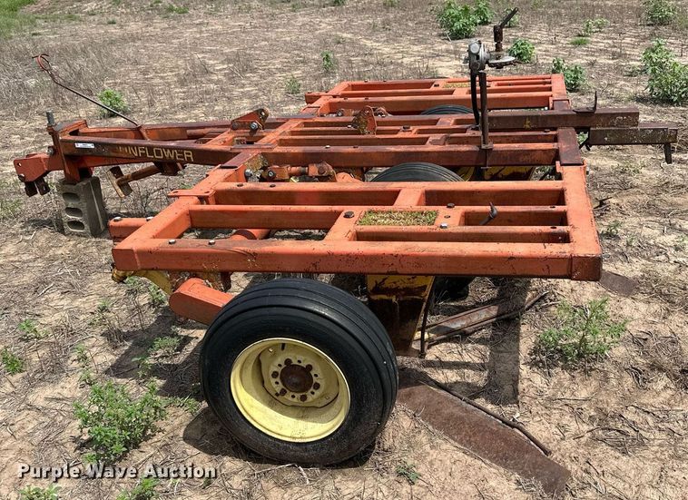 image for item NP9872 Sunflower  sweep plow