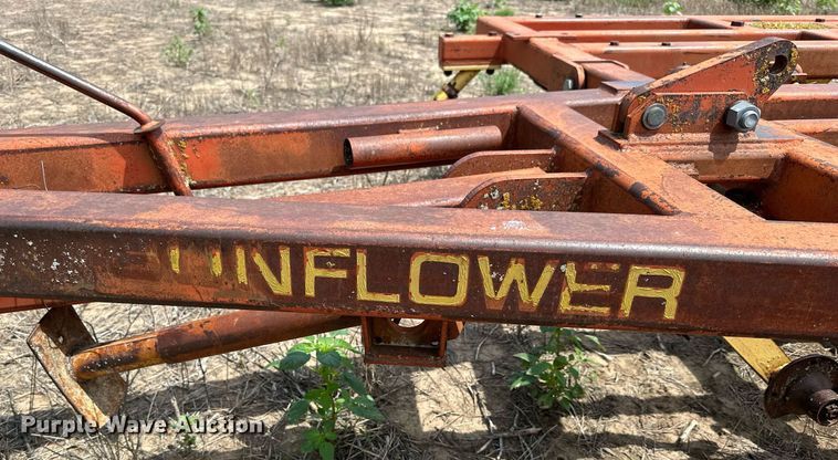 image for item NP9872 Sunflower  sweep plow