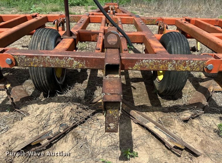 image for item NP9872 Sunflower  sweep plow