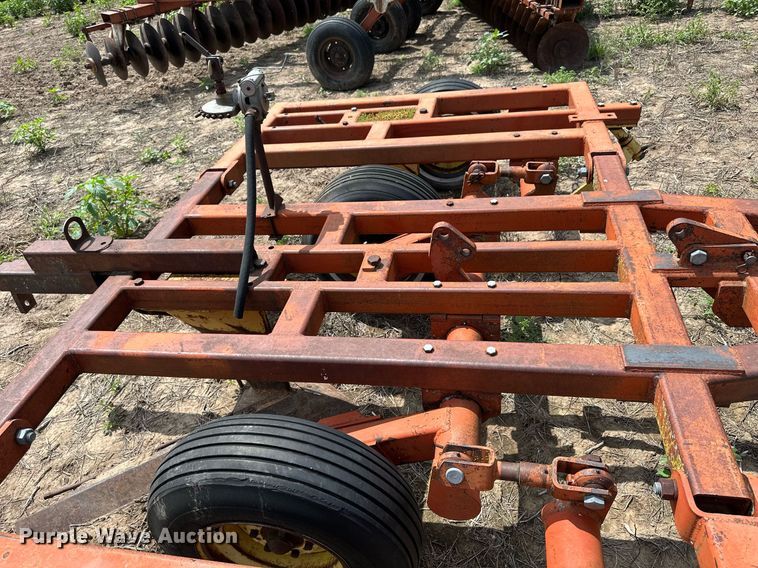 image for item NP9872 Sunflower  sweep plow