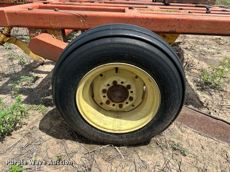 image for item NP9872 Sunflower  sweep plow