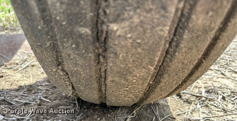 image for item NP9872 Sunflower  sweep plow