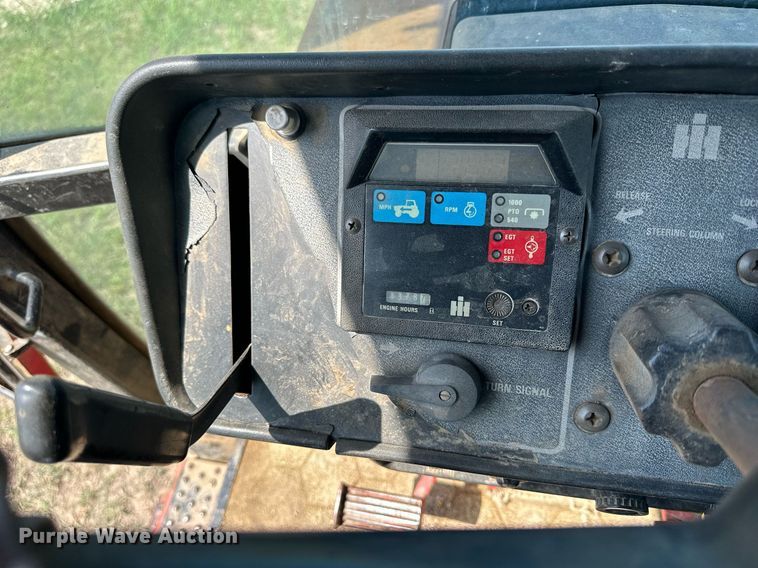 image for item NP9931 1978 International Harvester 1086  tractor