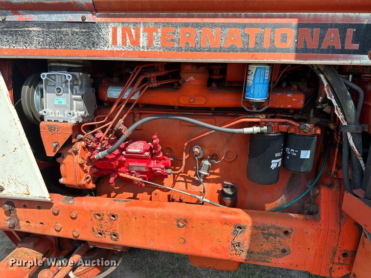 image for item NP9931 1978 International Harvester 1086  tractor