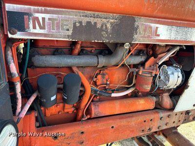 image for item NP9931 1978 International Harvester 1086  tractor