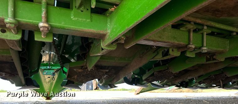 image for item NP9945 Bish Built John Deere 1253-A  all-crop head