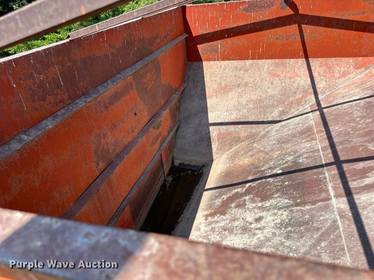 image for item NP9956 M&W Little Red Wagon  gravity wagon