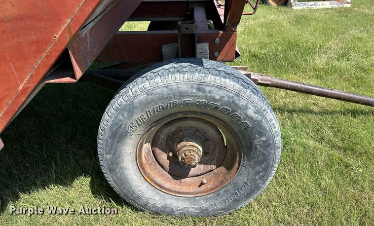 image for item NP9956 M&W Little Red Wagon  gravity wagon