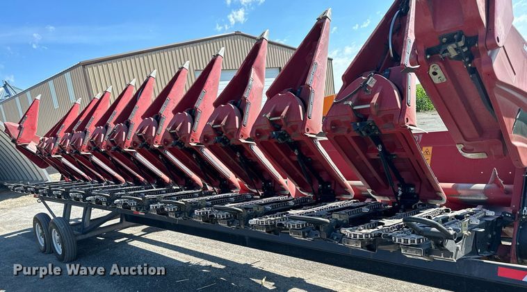 image for item NP9960 2015 Case IH 4412  corn head