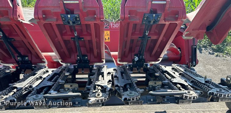 image for item NP9960 2015 Case IH 4412  corn head