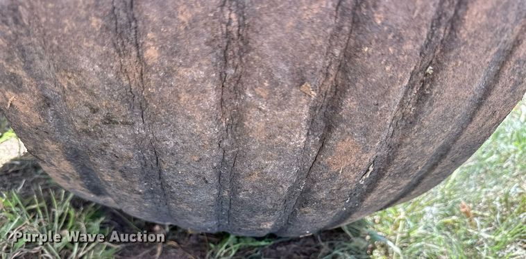 image for item NP9974 2002 Vermeer 605 XL  round baler