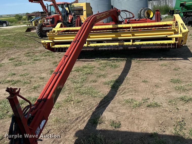 image for item NP9975 New Holland 116  swather / windrower