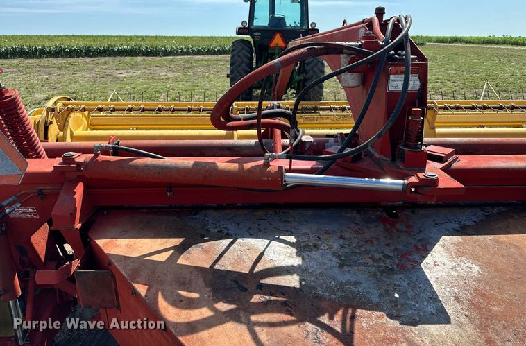 image for item NP9975 New Holland 116  swather / windrower