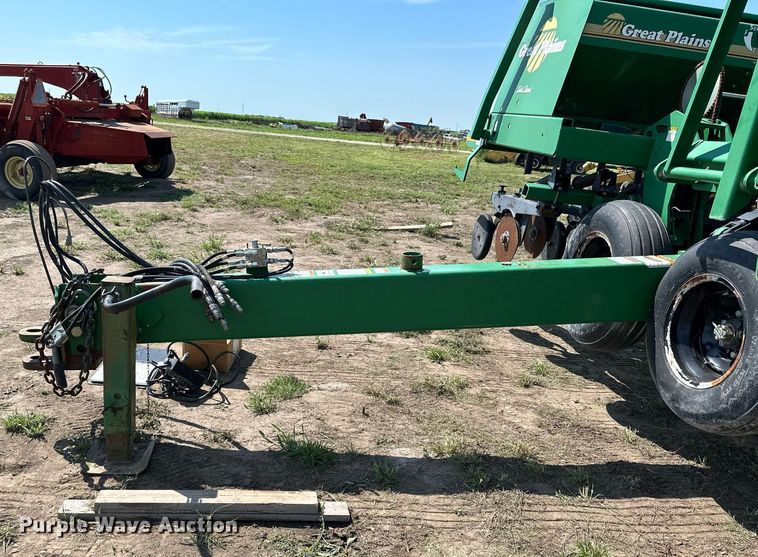 image for item NP9976 Great Plains 3S-3000  grain drill