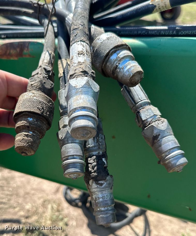 image for item NP9976 Great Plains 3S-3000  grain drill