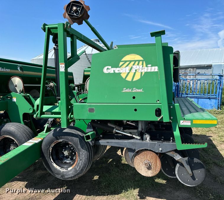 image for item NP9976 Great Plains 3S-3000  grain drill