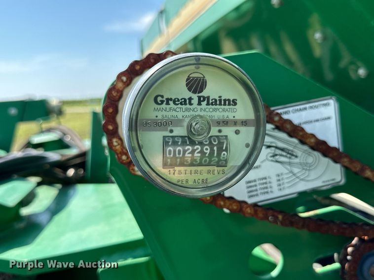 image for item NP9976 Great Plains 3S-3000  grain drill