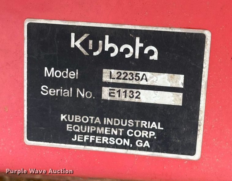 image for item NT9436 2011 Massey Ferguson 1648  MFWD tractor