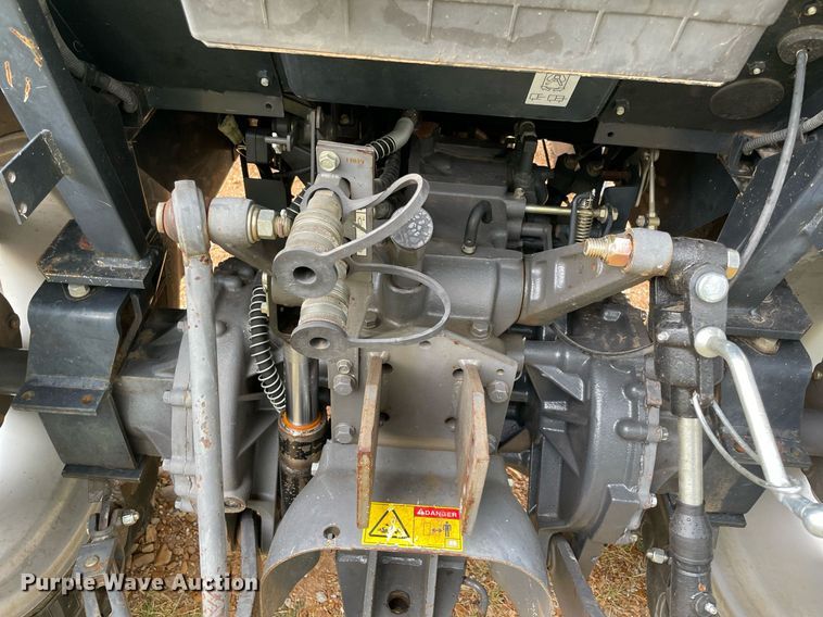 image for item NT9436 2011 Massey Ferguson 1648  MFWD tractor