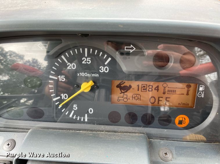 image for item NT9436 2011 Massey Ferguson 1648  MFWD tractor