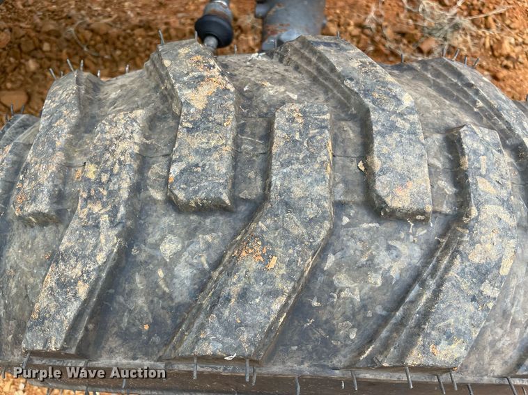 image for item NT9436 2011 Massey Ferguson 1648  MFWD tractor