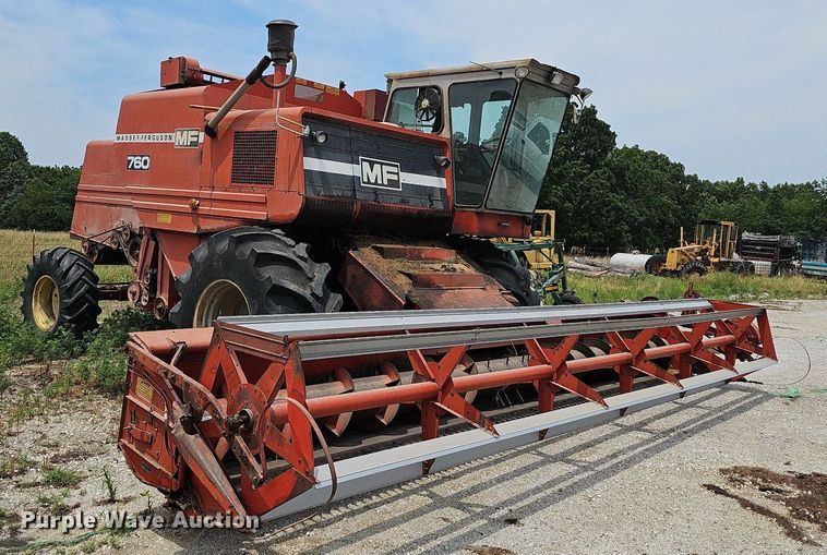 image for item NT9800 Massey Ferguson 760  combine