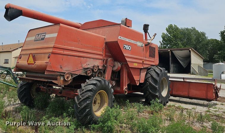 image for item NT9800 Massey Ferguson 760  combine