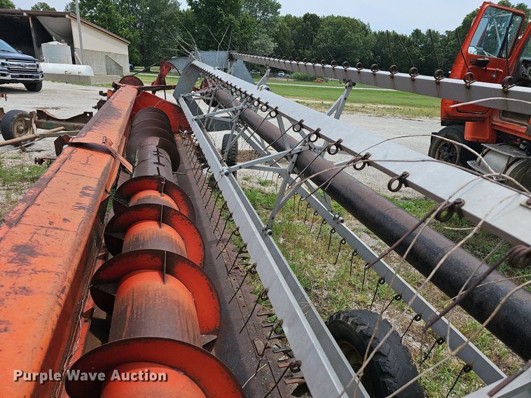 image for item NT9803 Massey  Ferguson  pickup head