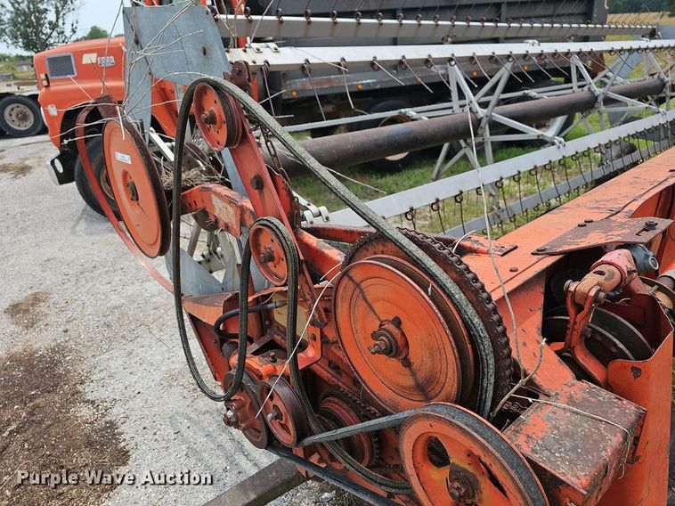 image for item NT9803 Massey  Ferguson  pickup head