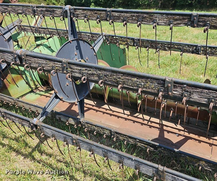 image for item NT9867 John Deere 215  rigid head