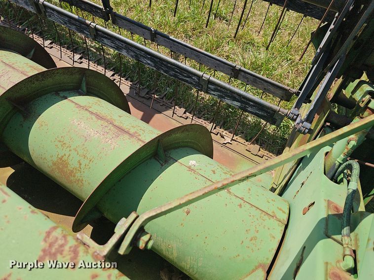 image for item NT9867 John Deere 215  rigid head