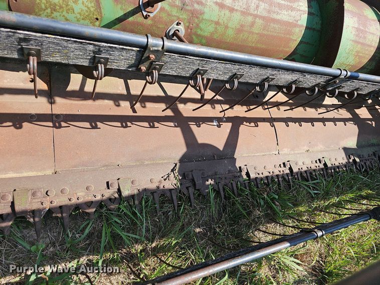 image for item NT9867 John Deere 215  rigid head