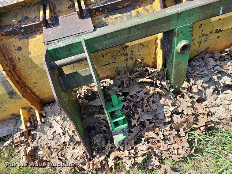 image for item NT9869 John Deere  10' W blade
