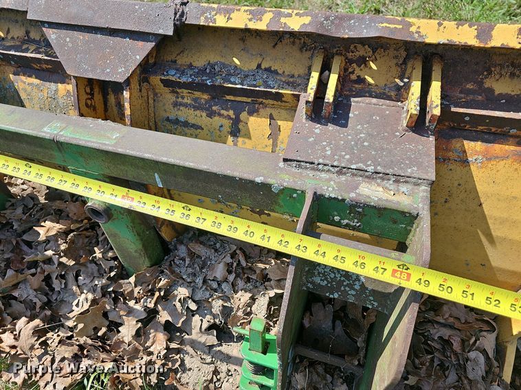 image for item NT9869 John Deere  10' W blade