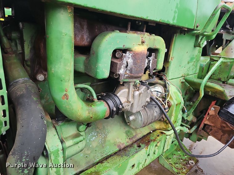 image for item NT9902 1962 John Deere 3010  tractor